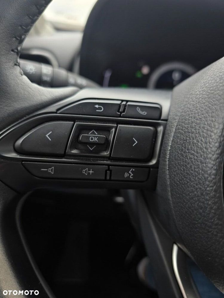 Toyota Yaris Cross Hybrid 1.5 Comfort - 16