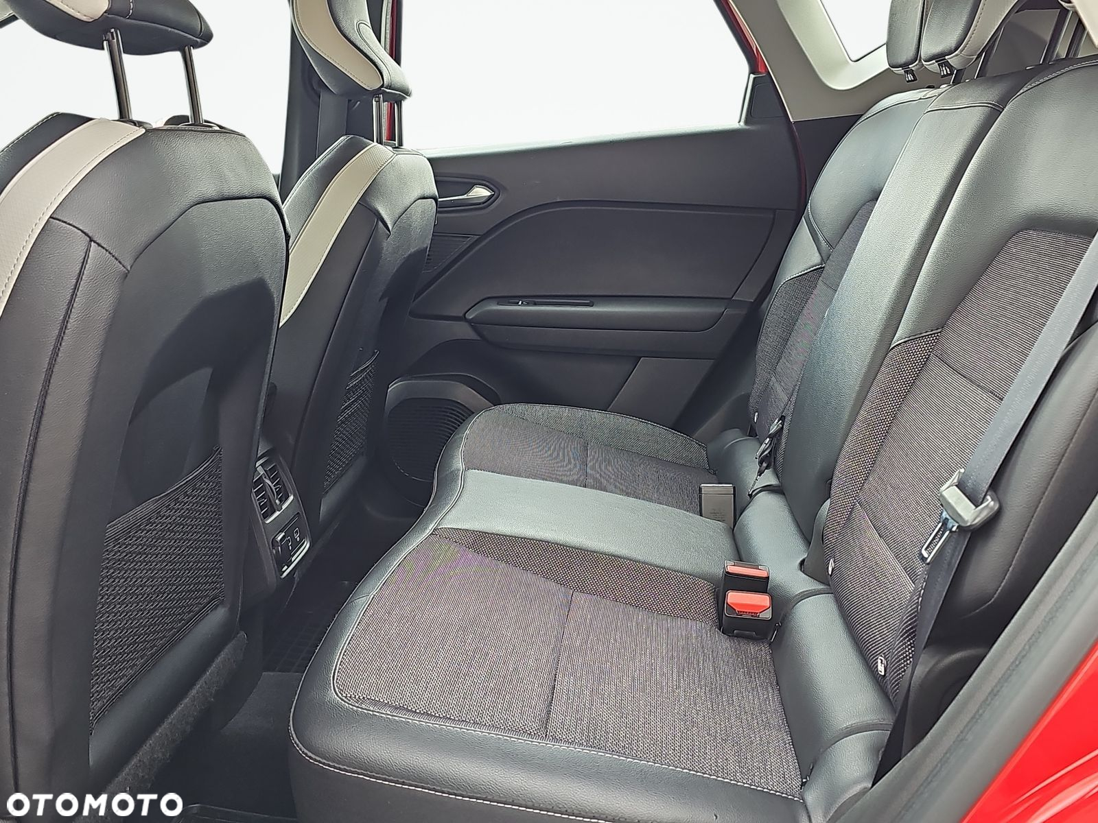 Renault Captur 1.0 TCe Intens - 19