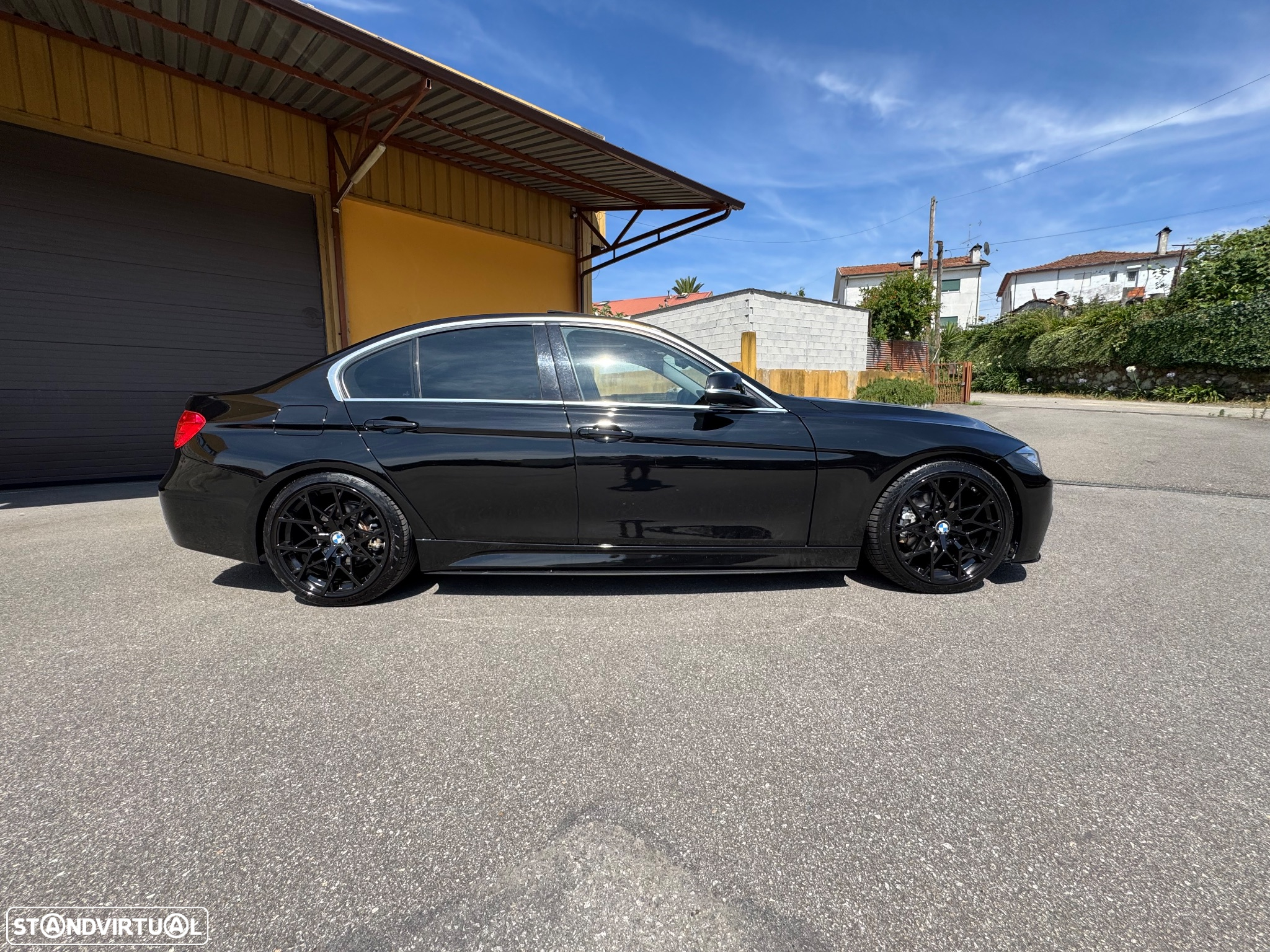BMW 328 i Auto Pack M - 23