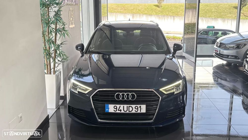 Audi A3 Sportback 30 TDI Sport - 2