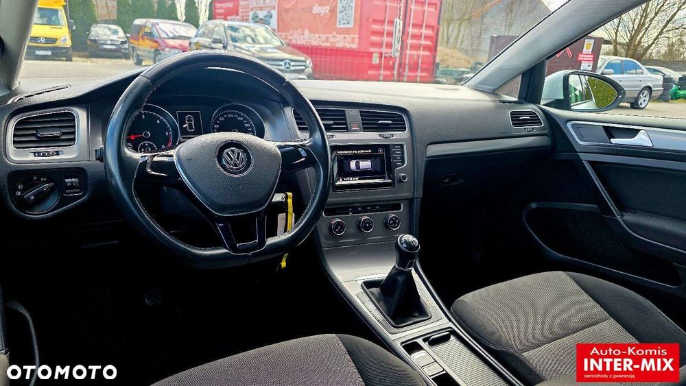 Volkswagen Golf - 27