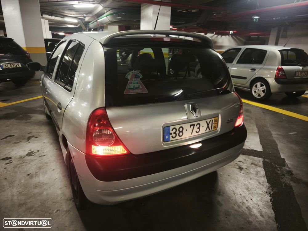 Renault Clio 1.2 Pack Authentique - 20