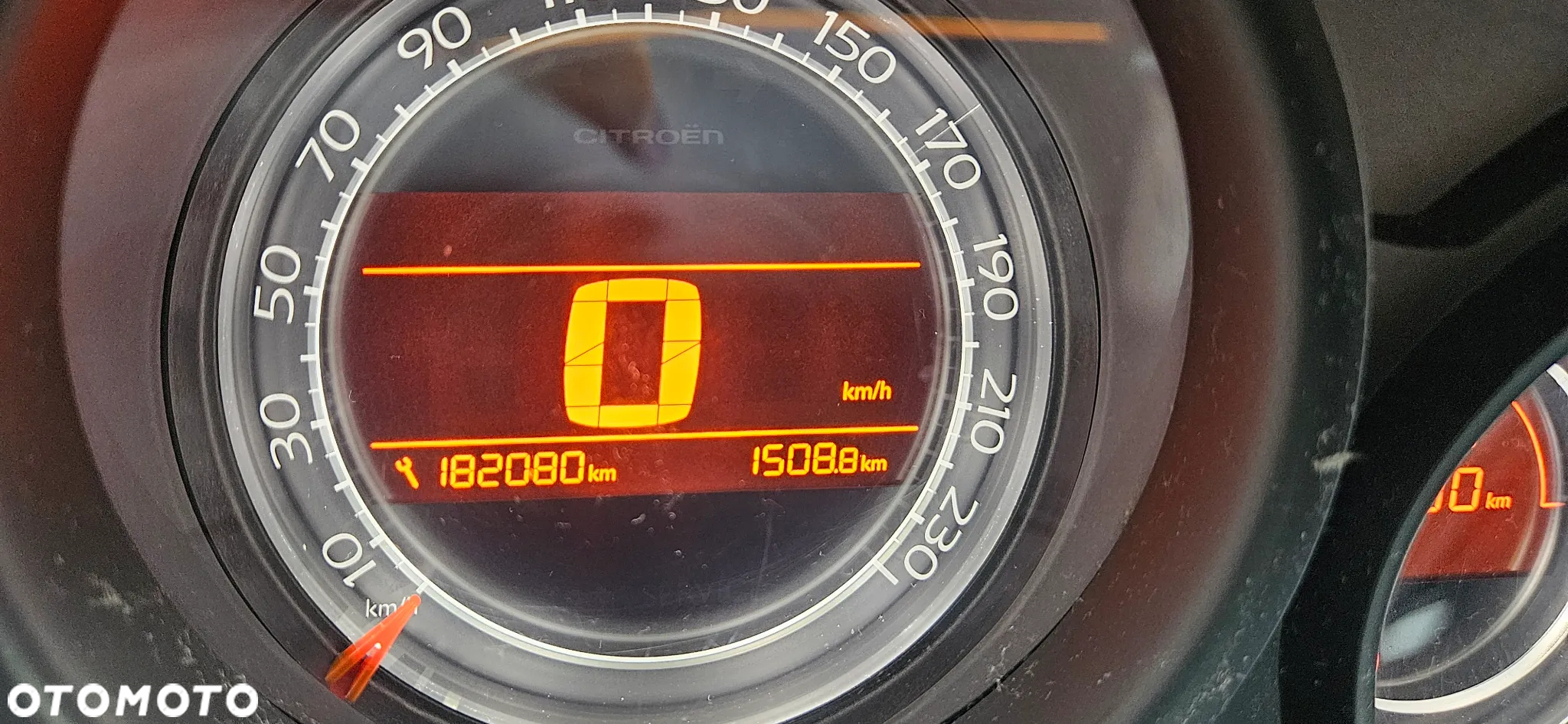 Citroën C4 1.6 HDi Attraction - 8