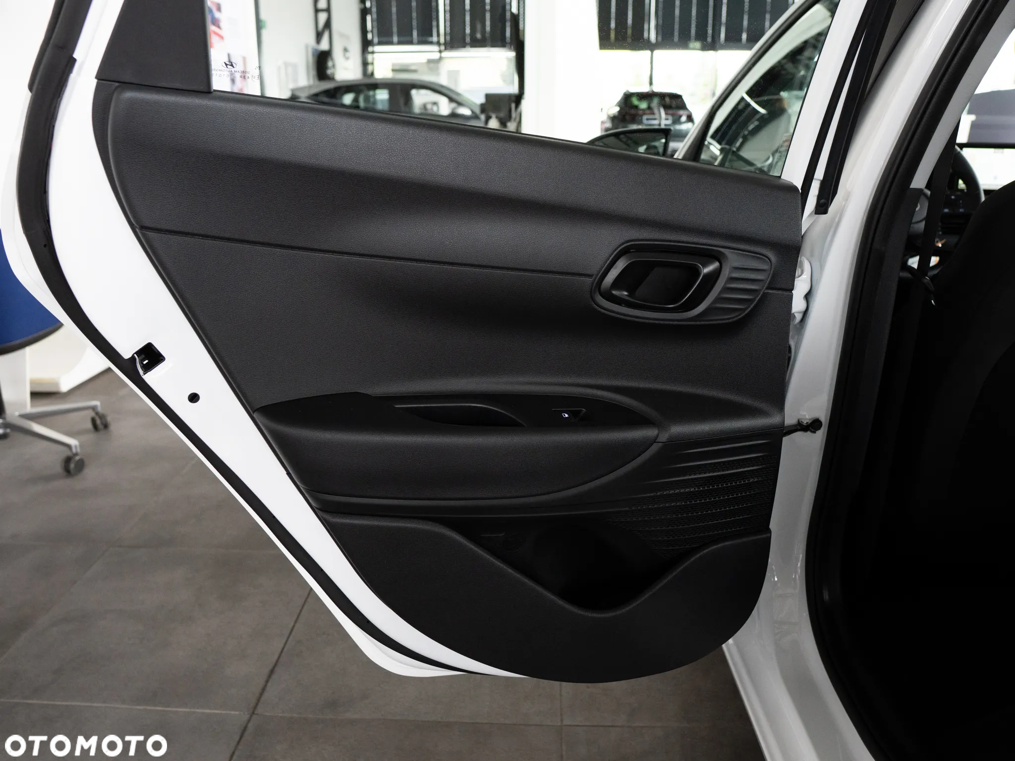 Hyundai i20 1.2 Modern - 34