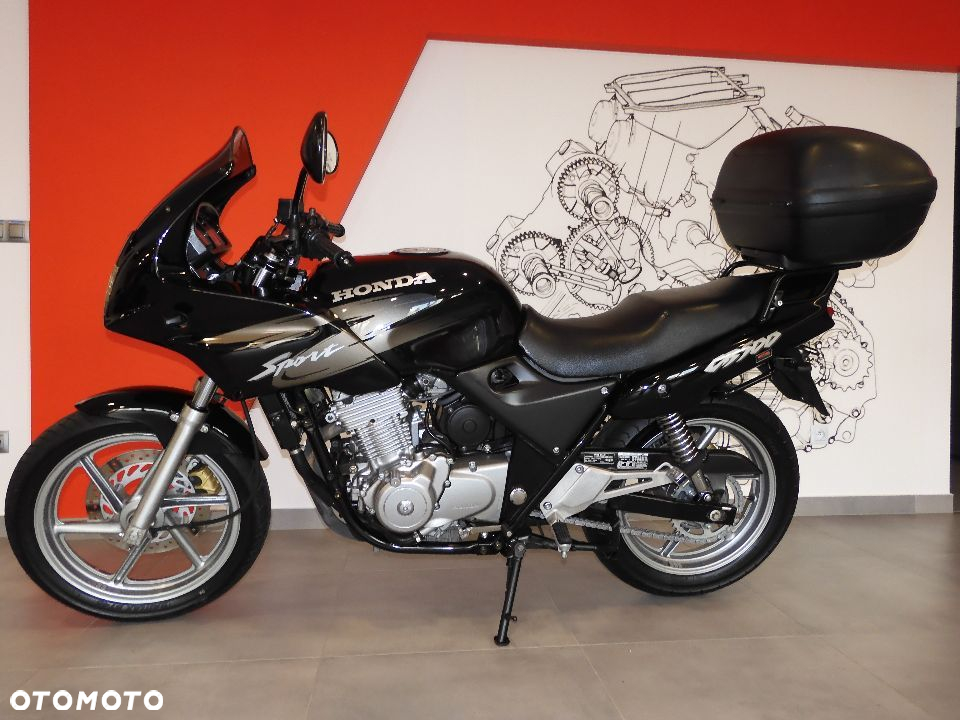 Honda CB - 32