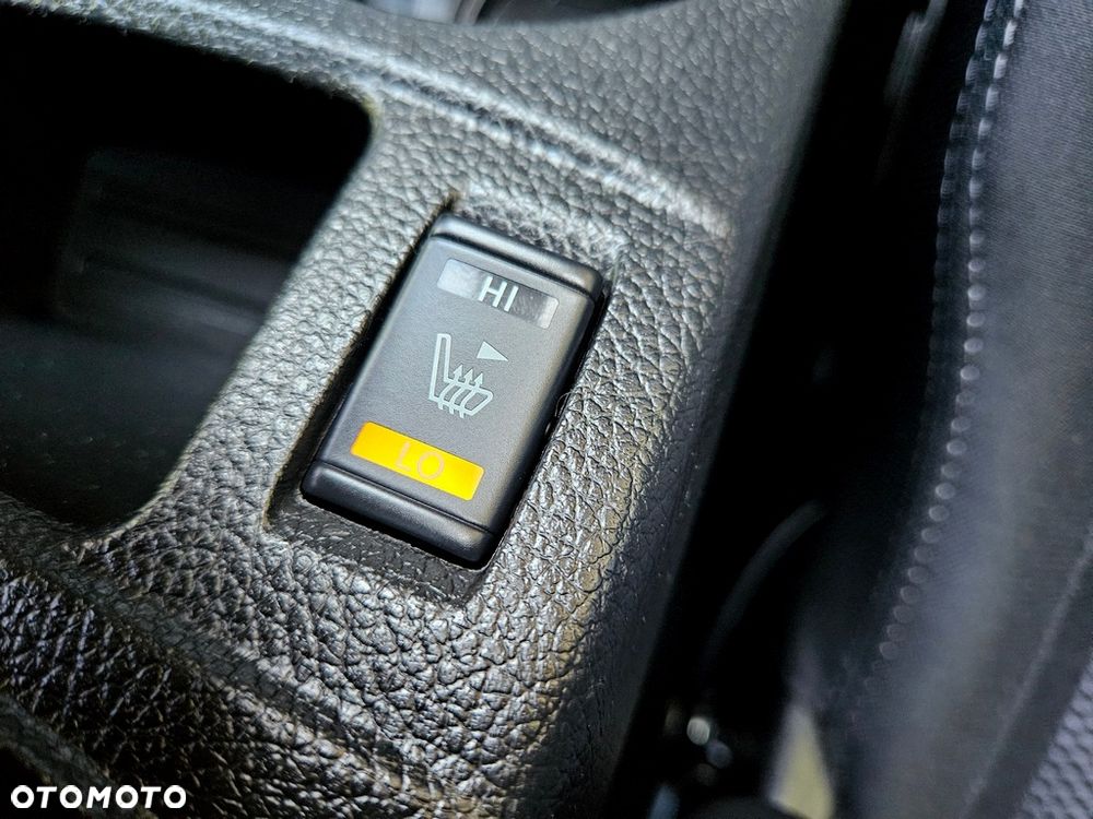 Nissan Qashqai 1.2 DIG-T N-Connecta - 30