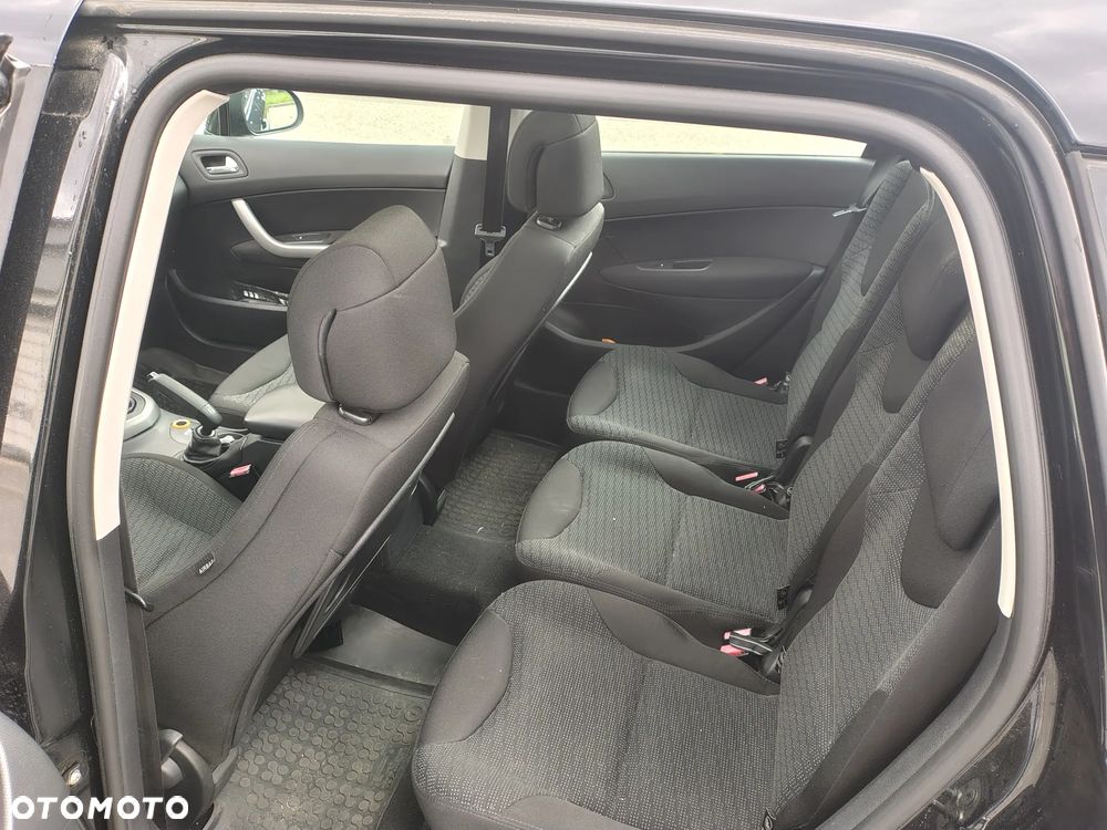 Peugeot 308 1.6 Premium - 28