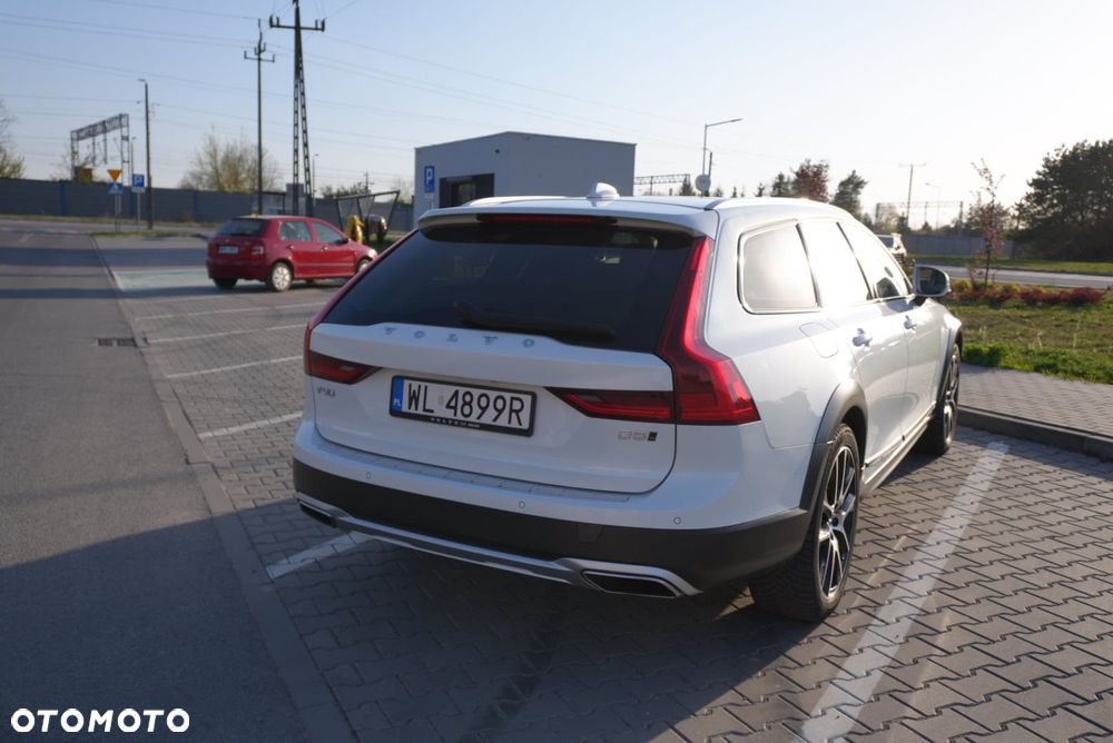 Volvo V90 Cross Country D5 AWD Pro - 5