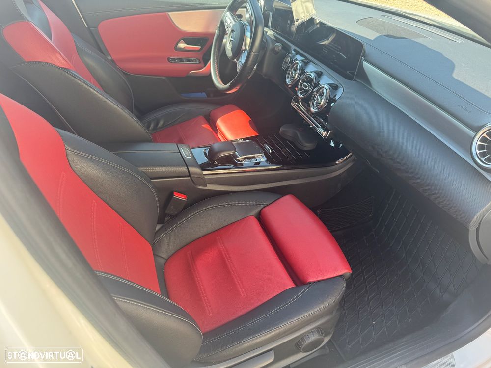 Mercedes-Benz A 220 4Matic 7G-DCT AMG Line - 8