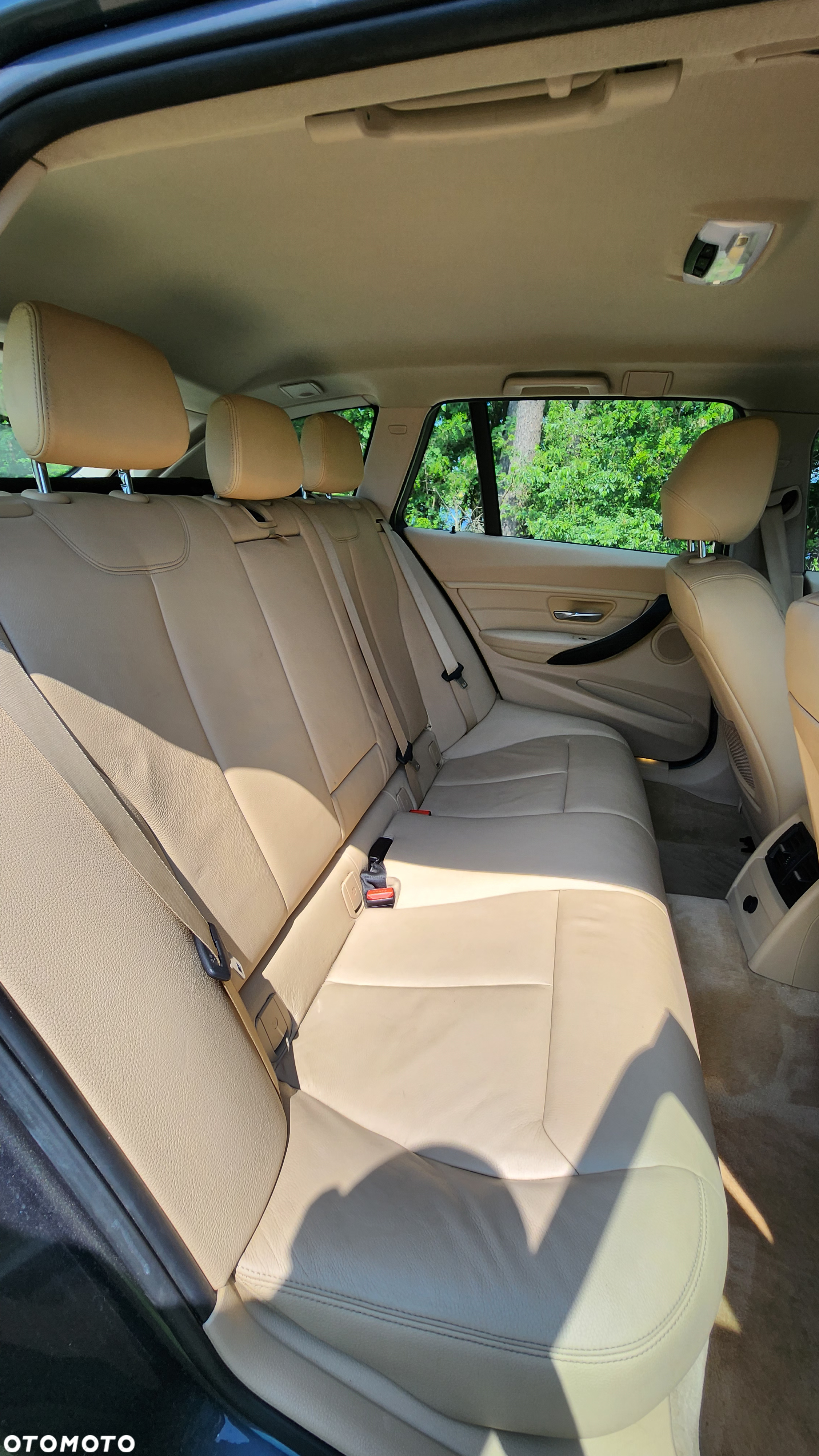 BMW Seria 3 330d - 11