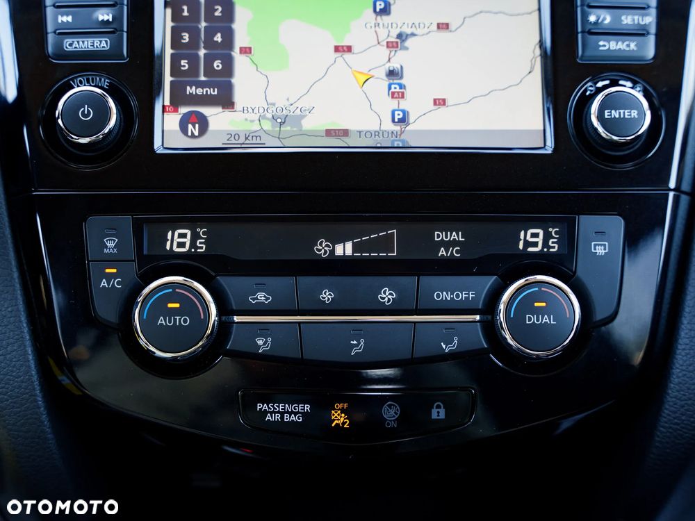 Nissan Qashqai 1.5 dCi N-Connecta - 21