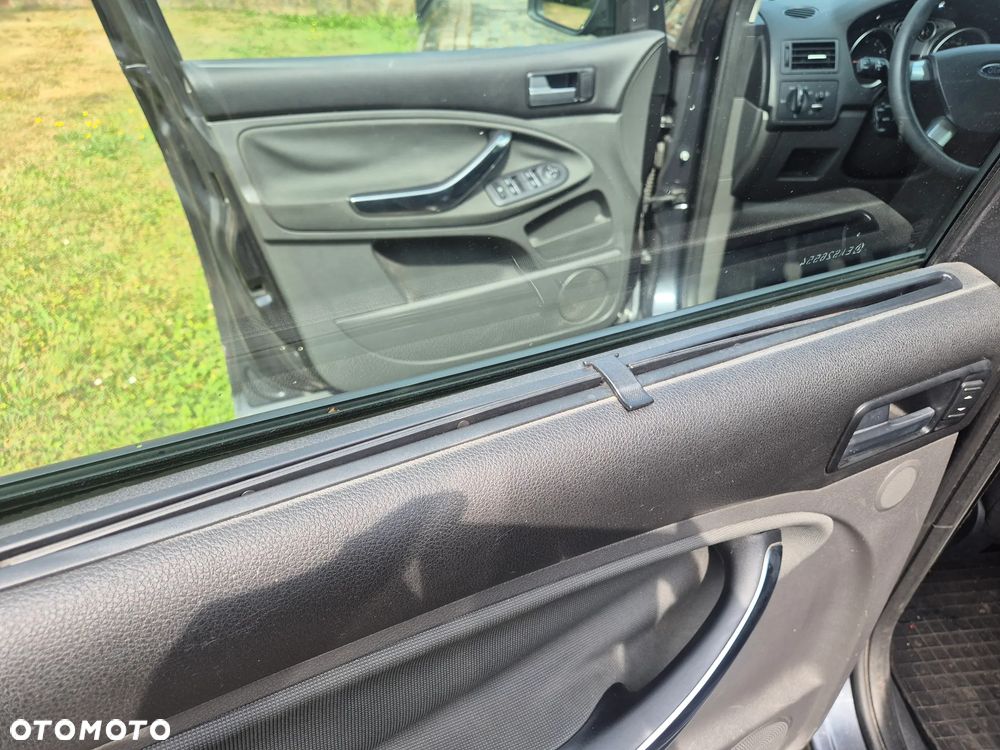 Ford C-MAX 1.6 Gold X - 18