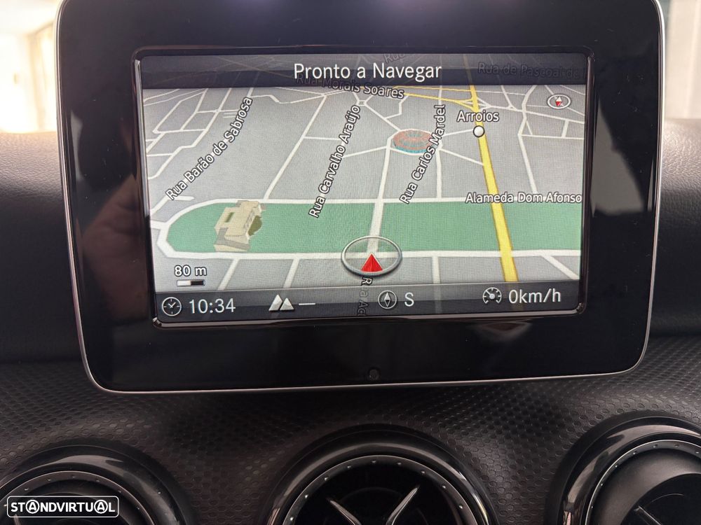 Mercedes-Benz A 180 d BlueEFFICIENCY Edition - 18