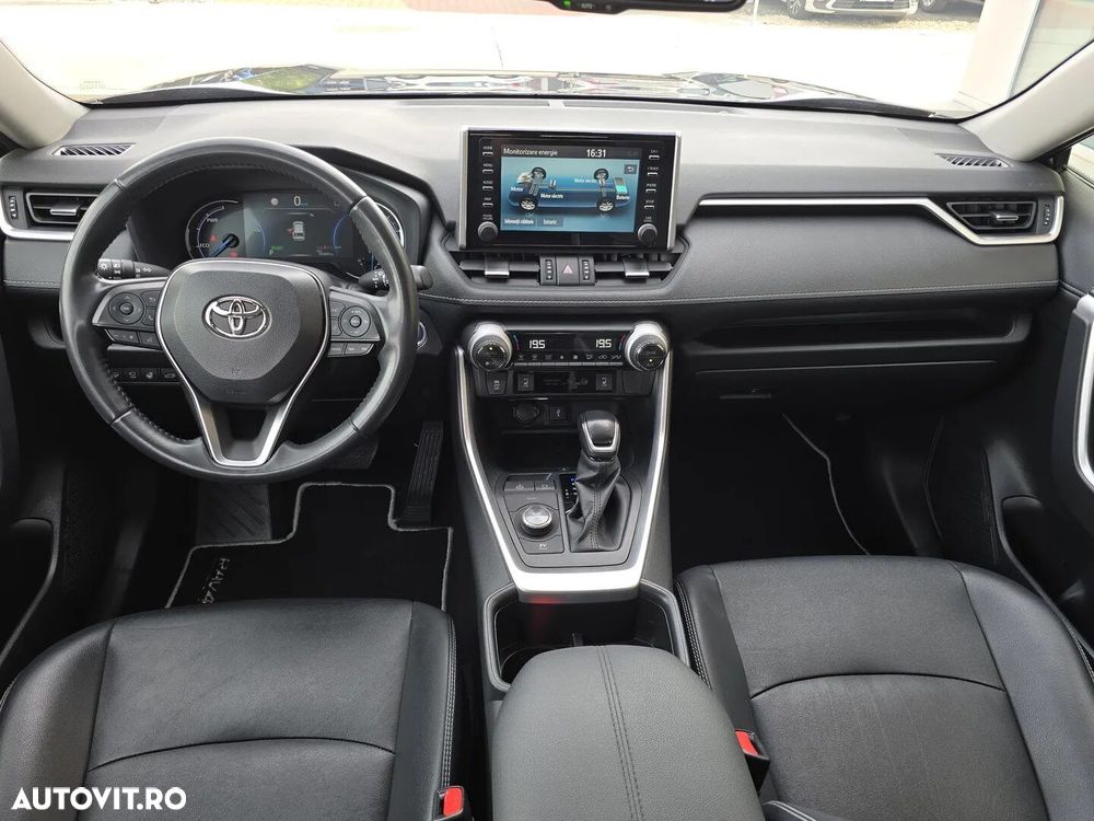 Toyota RAV4 - 22