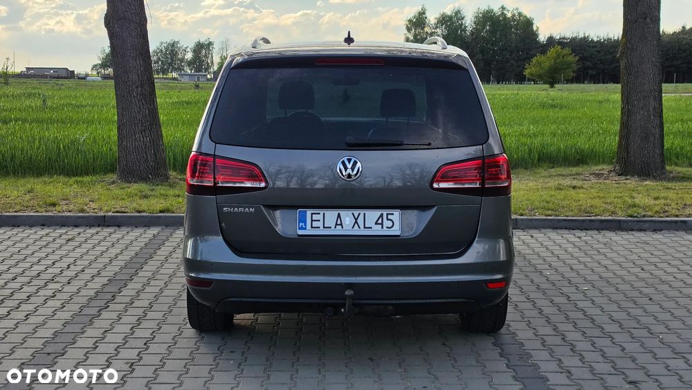 Volkswagen Sharan 2.0 TDI DSG (BlueMotion Technology) Highline - 13