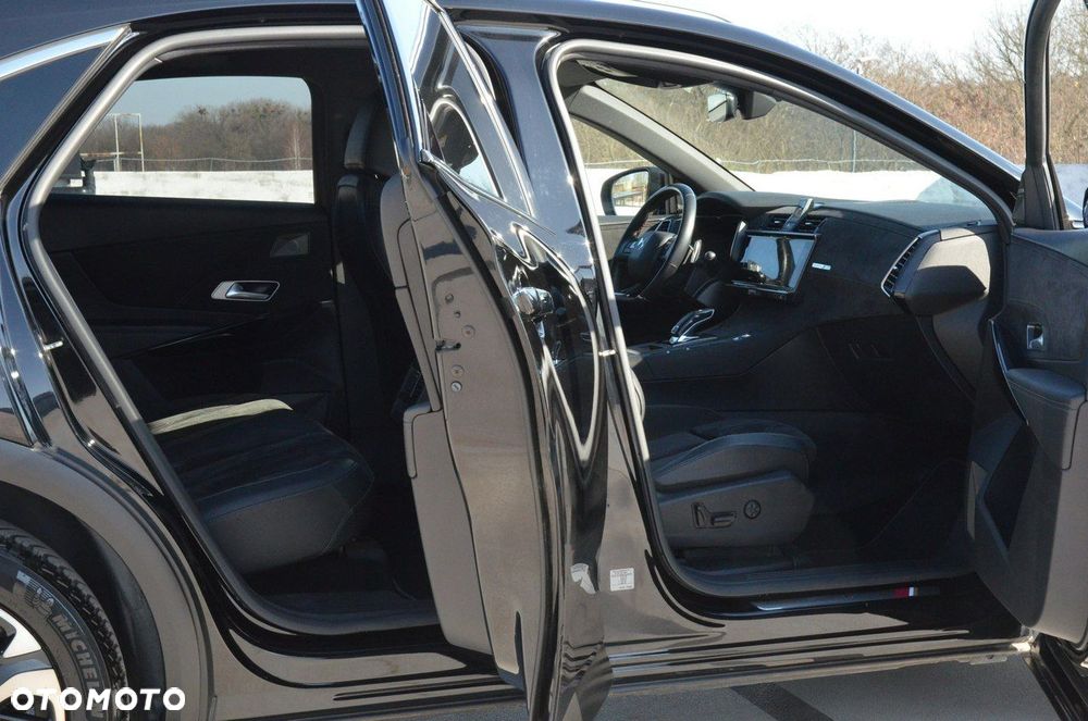 DS Automobiles DS 7 Crossback 2.0 BlueHDi Performance Line + - 34