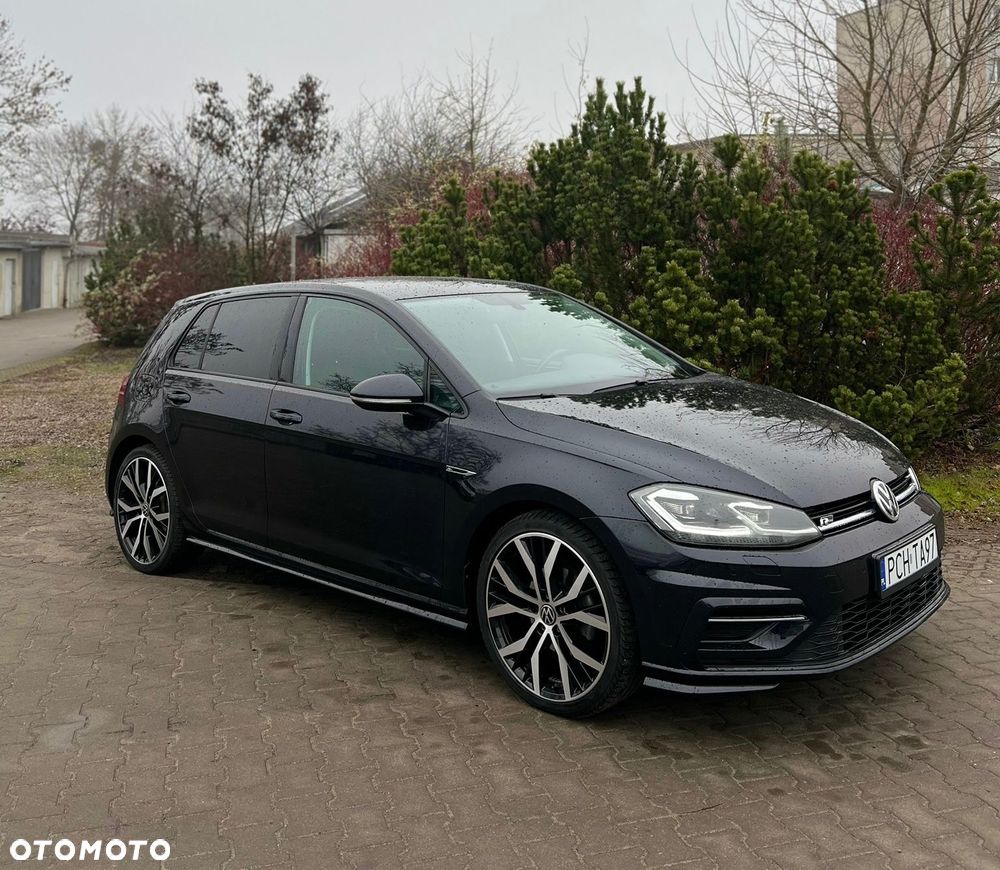 Volkswagen Golf 1.5 eTSI OPF DSG R-Line - 2