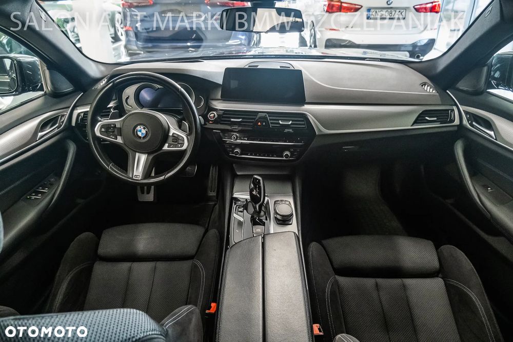 BMW Seria 5 530d xDrive M Sport sport - 22