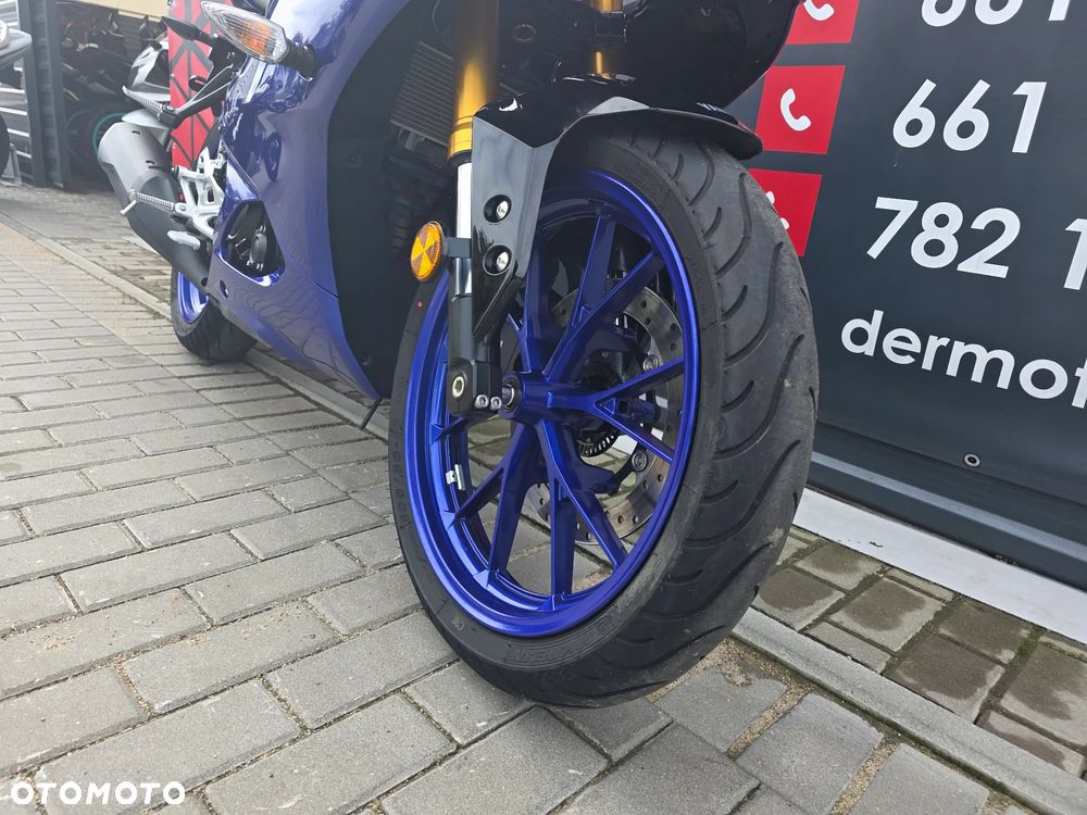 Yamaha YZF - 14