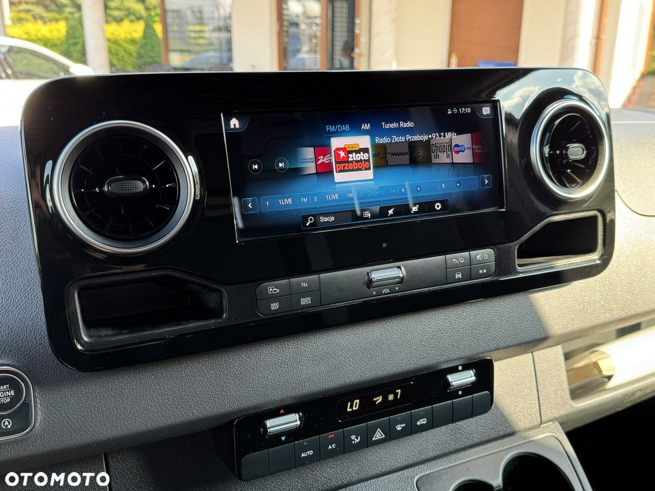 Mercedes-Benz Sprinter - 35