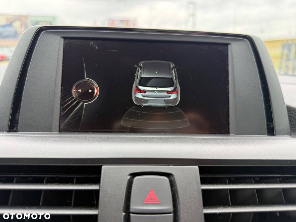BMW Seria 1 118i Advantage - 34