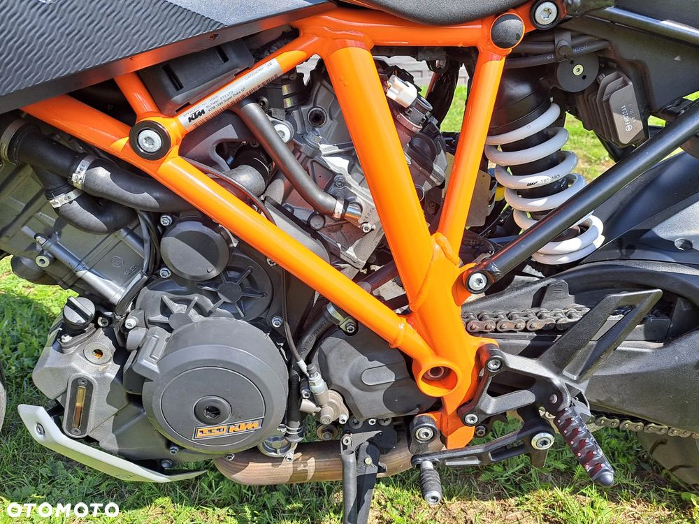 KTM Super Duke - 10