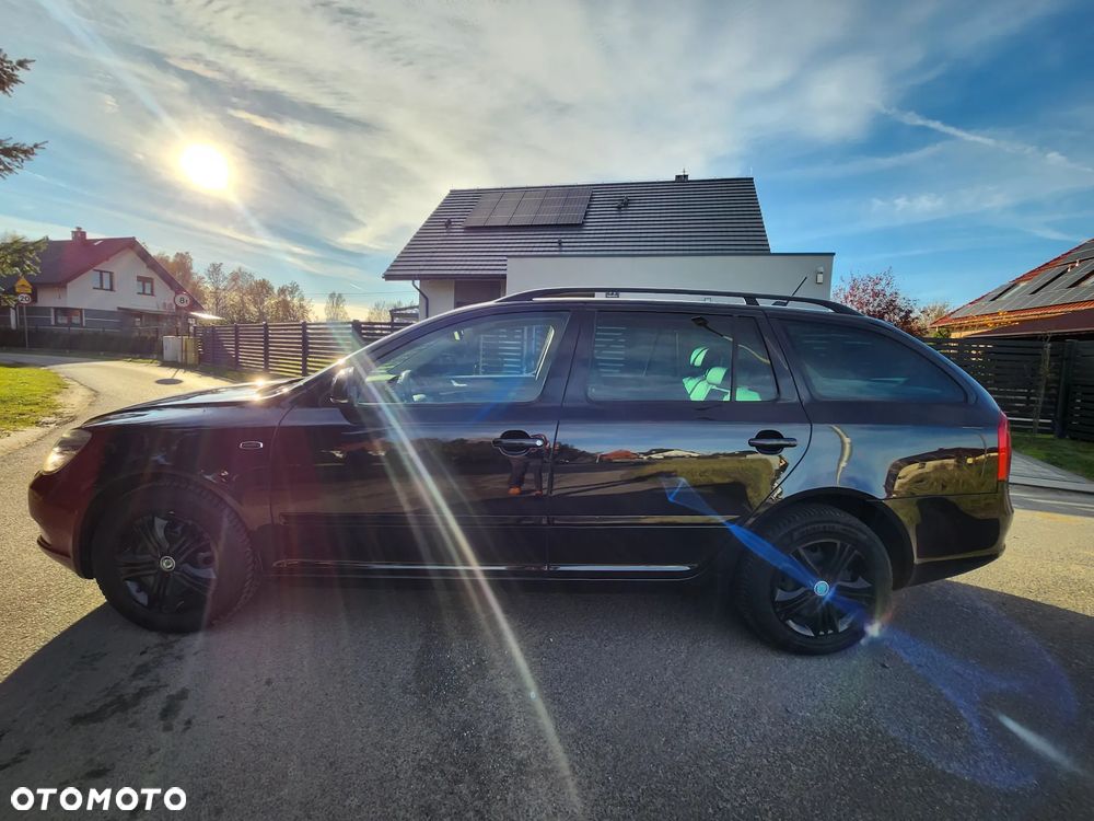 Skoda Octavia Combi 2.0 TDI Laurin & Klement - 11