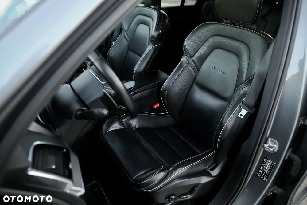 Volvo XC 90 D5 AWD R-Design 7os - 20
