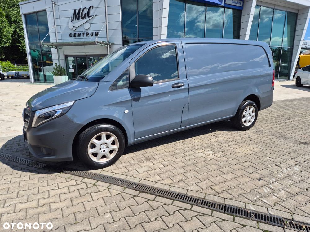 Mercedes-Benz Vito 110 CDi - SERWISOWANY - NISKI PRZEBIEG - RZADKI KOLOR - BOGATE WYPOSAŻENIE - EURO 6 - 13