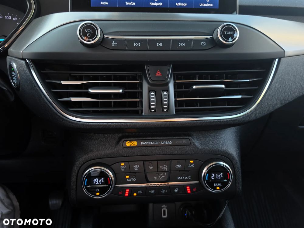 Ford Focus 1.0 EcoBoost Titanium - 13