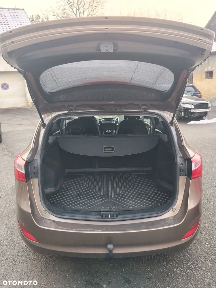 Hyundai i30 1.6 Classic - 13