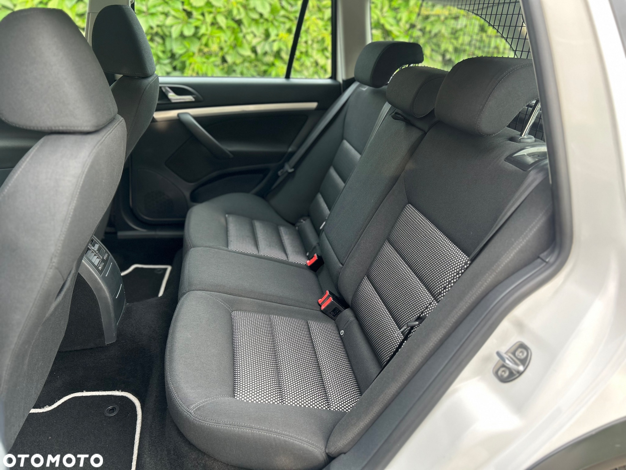 Skoda Octavia Combi 2.0 TDI DPF 4x4 Scout - 26