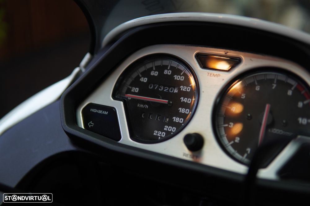 Yamaha XT750Z Super Tenere - 48