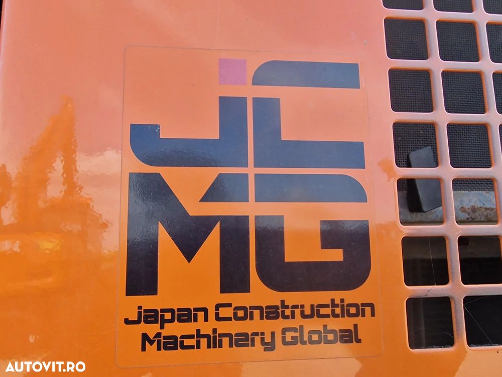Hitachi ZX225-6, 26,2t, 2021, 2.976h, COMPACT. CUPLA RAPIDA, cupa NOUA, camera spate si laterale, lant 90% ok doar 300h mars, consum mediu 11l/h, ad sapare 7m, motor Isuzu, produs in JAPONIA, revizia efectuata, scaun cu incalzire,CA NOU, PROMOTIE 113.900 EUR - 37