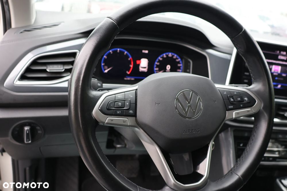 Volkswagen T-Roc 1.5 TSI ACT OPF DSG UNITED - 9