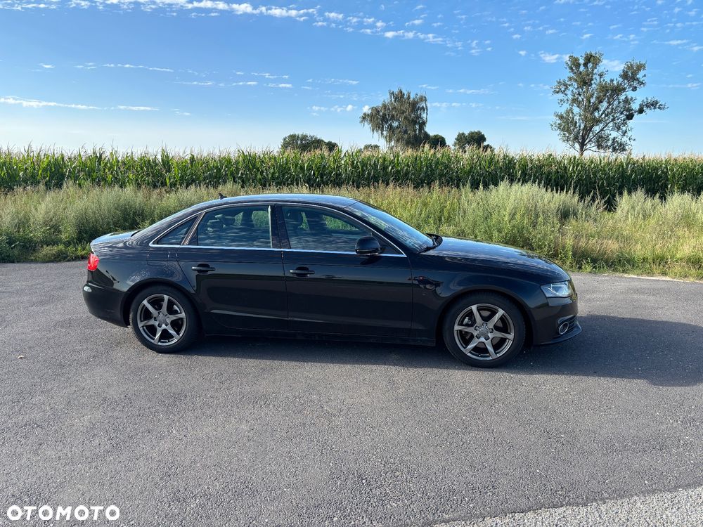 Audi A4 Limousine 2.0 TDI DPF S line Sportpaket - 4