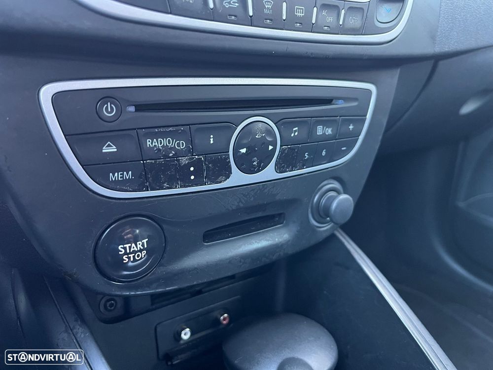 Renault Mégane Coupe - 24