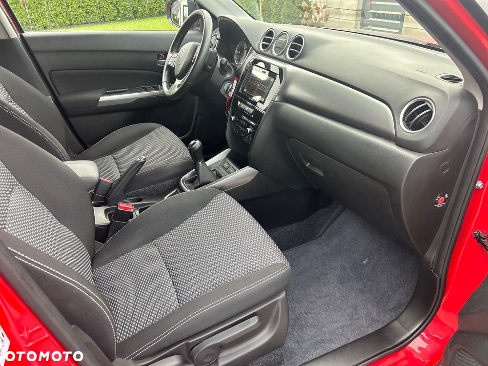 Suzuki Vitara 1.0 Boosterjet Comfort - 12