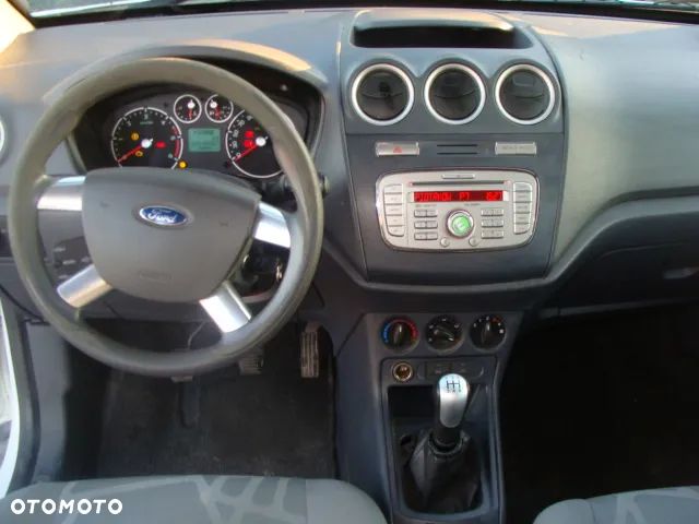 Ford Tourneo Connect - 6