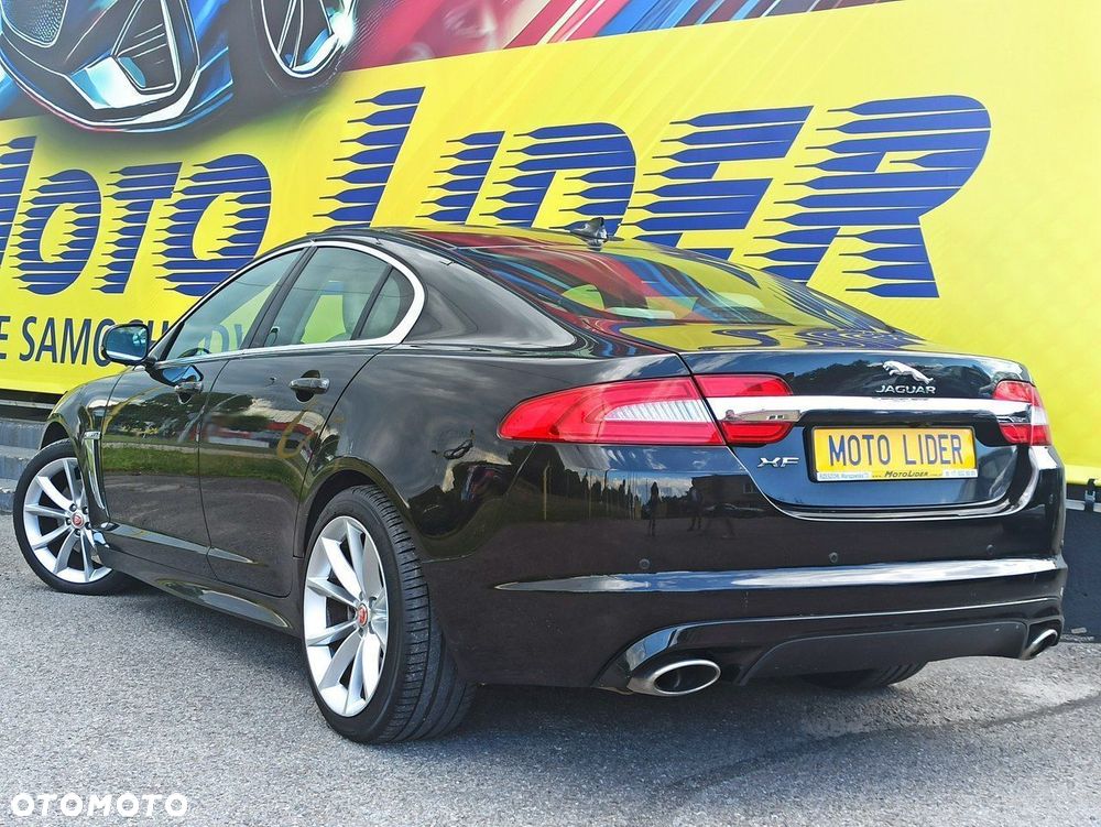 Jaguar XF - 4