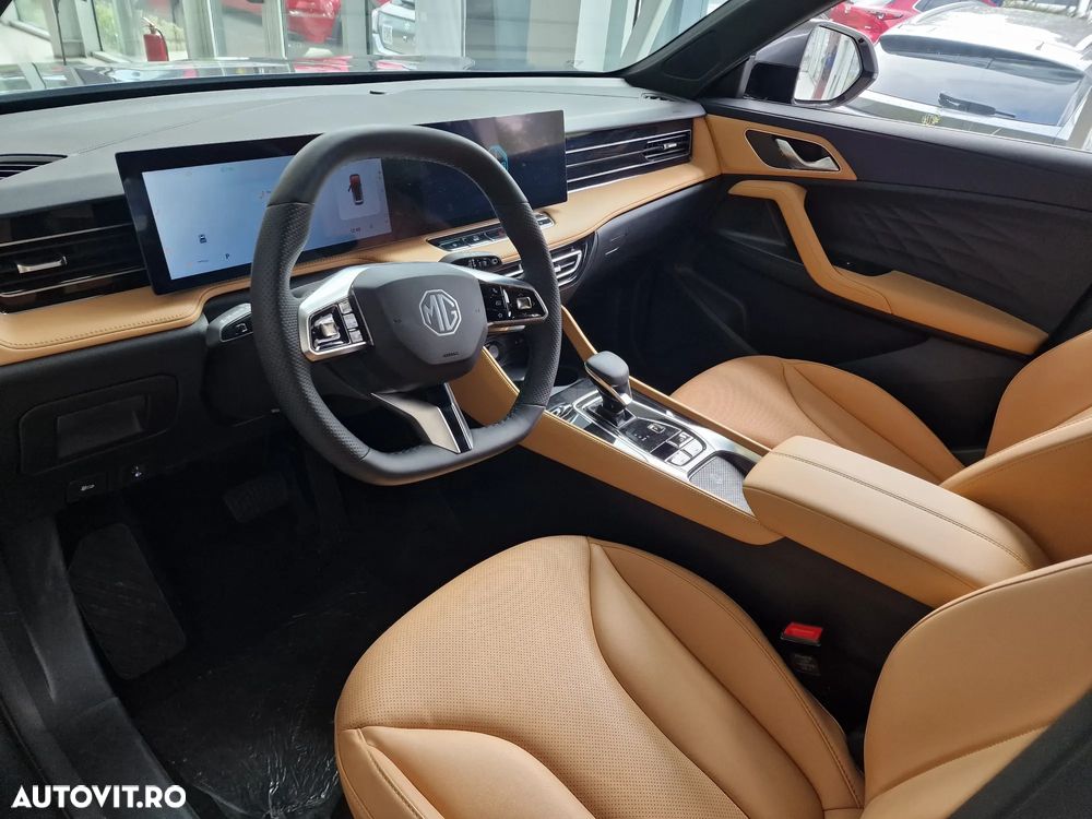 MG HS 1.5 T-GDi 7DCT Exclusive - 7