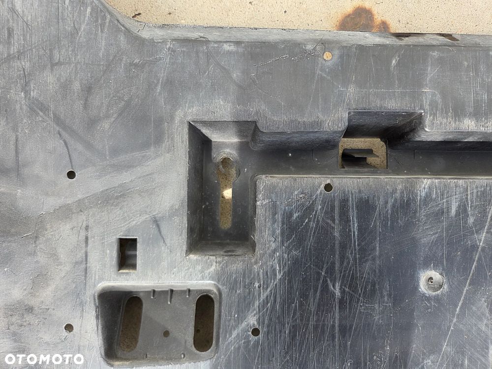 Osłona dolna pod zderzak  Citroen C4 II B7 - 11