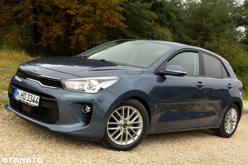Kia Rio 1.4 L - 3