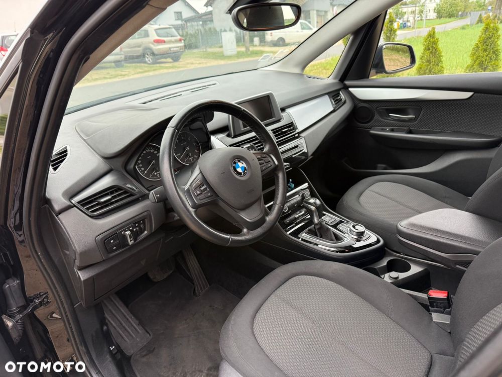 BMW Seria 2 216d Sport Line - 19