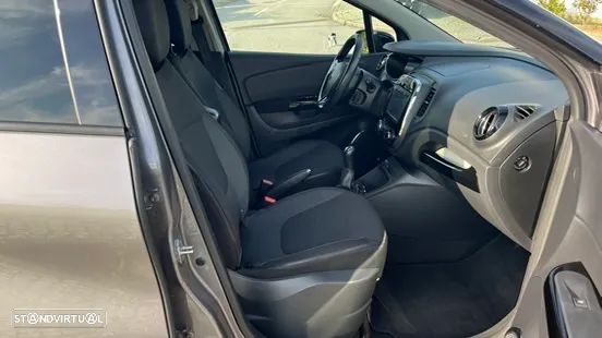 Renault Captur 1.5 dCi Exclusive - 3
