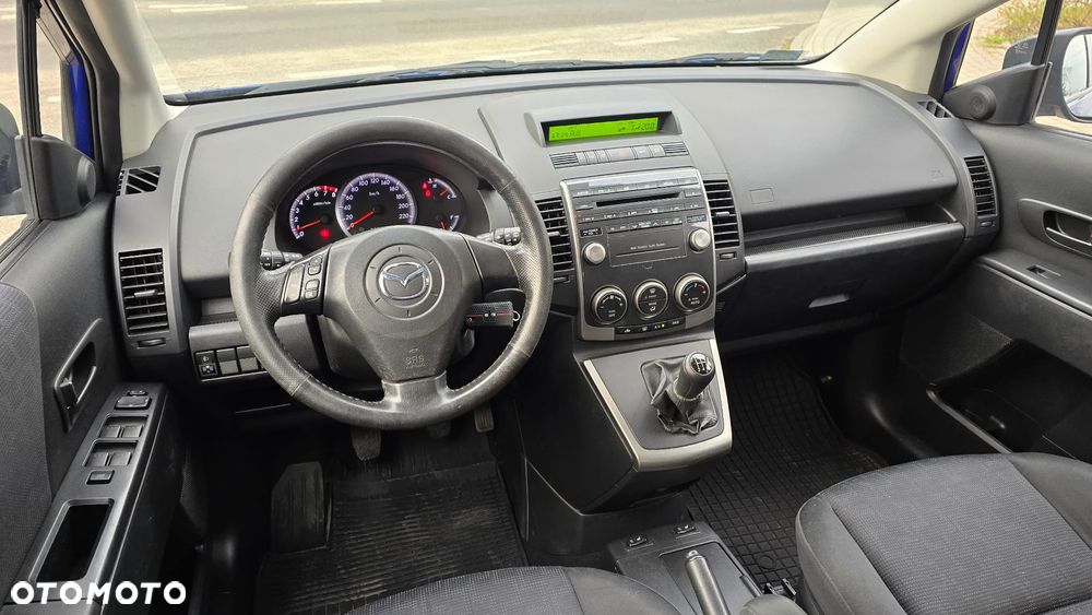 Mazda 5 - 10
