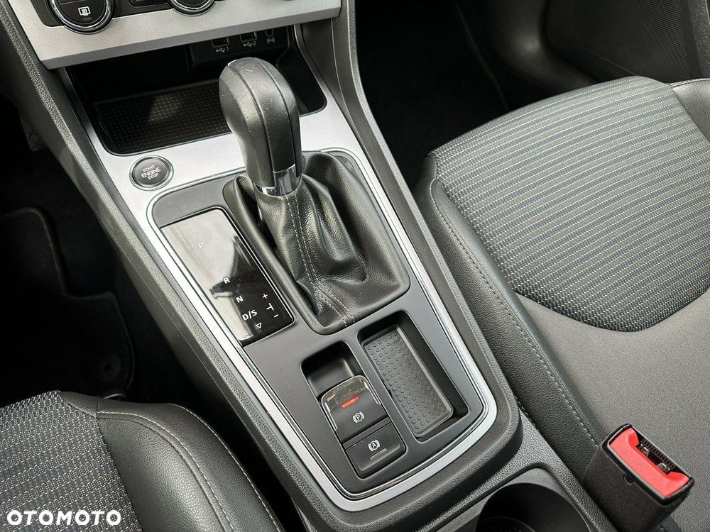 Seat Leon Sportstourer 2.0 TDI DPF DSG Xcellence - 27