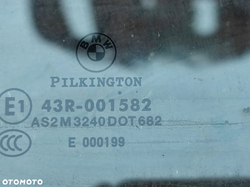 BMW E91 / E90 / E91 CLI / E90 LCI ORYGINALNE SZYBY BOCZNE ( DRZWI ) PEAWE PRZÓD / TYŁ / SZYBA PRZEDNIA PRAWA O NR.  51 33 7 060 264 /  51 34 7 119 978 OEM - 9