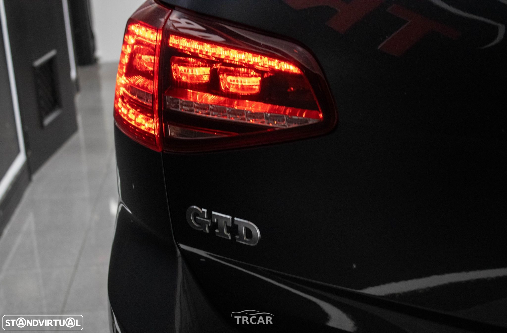 VW Golf 2.0 TDI GTD DSG - 31