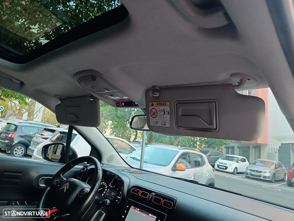 Citroën C3 Aircross PureTech 130 Stop & Start EAT6 OPF SHINE - 23